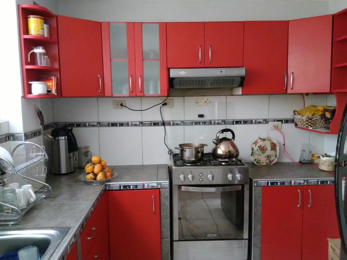 Shanell House Guest house *