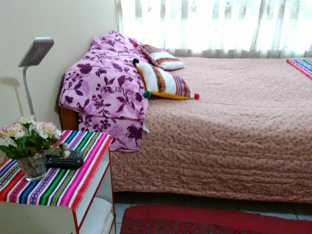 Pensión Shanell House