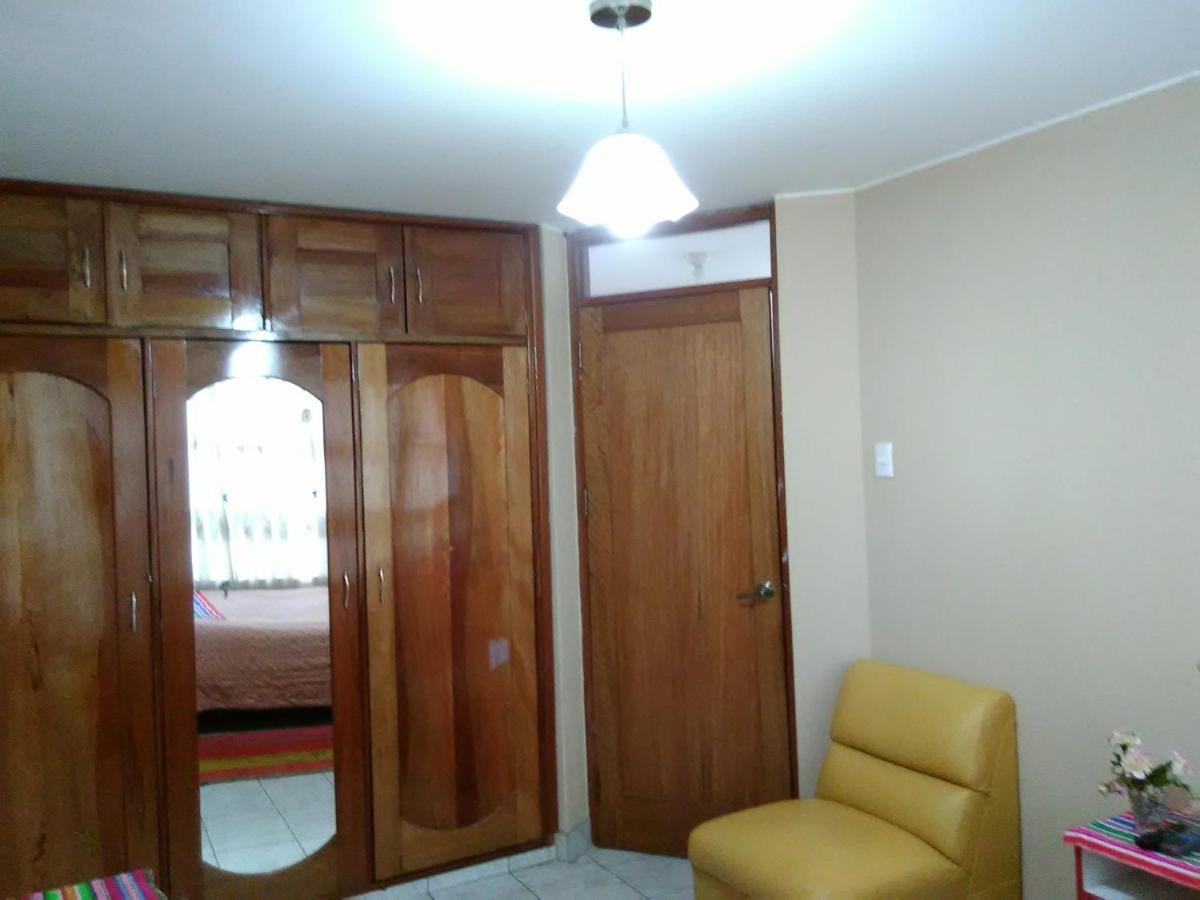 Pensión Shanell House